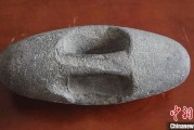 馆陶新疆兵团第五师双河市发现疑似新石器时代石器